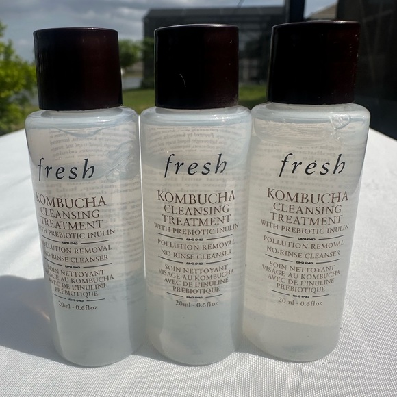 Fresh White Cleanser & Exfoliant: Bundle of 3!!! 20ml NEW - Picture 1 of 6